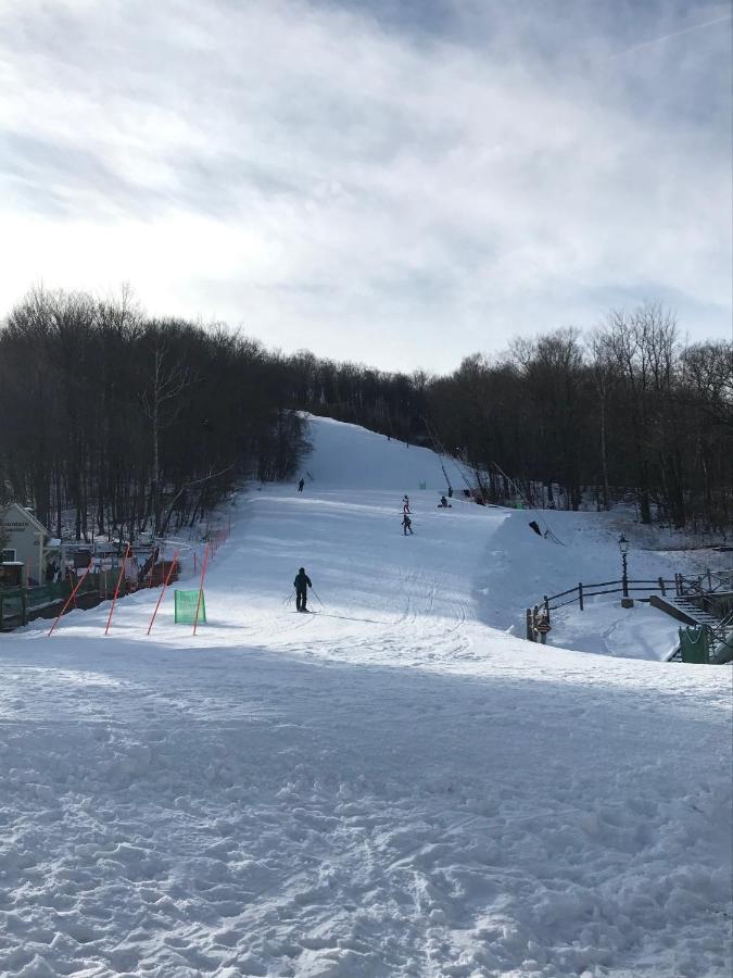 Jiminy Peak Mountain Resort Hancock Exteriör bild